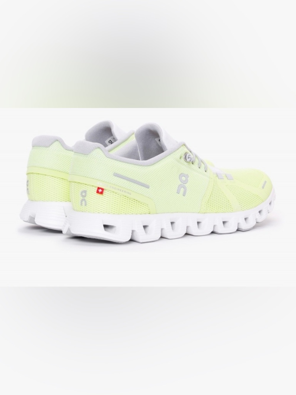 On Running Swiss Engineering Cloud 5 – Hay Frost – Men’s